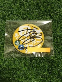 LPGA 女子プロゴルフ 缶バッジ 安田彩乃選手 直筆サイン入り 【非売品】のサムネイル