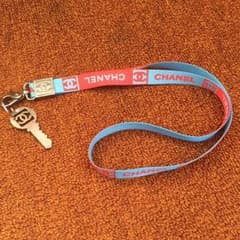 シャネル ストラップ中古品のサムネイル