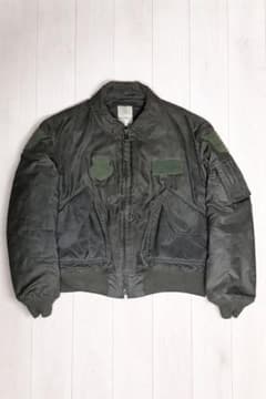美品 00s CWU-45/P フライトジャケット米軍実物のサムネイル