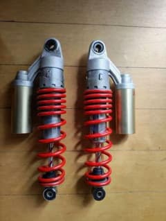 SHOWA リアサスペンション　左右セット CB400SF CB400SB CB400 NC39/NC42 SHOWA リアサスペンション 左右セット - メルカリ
