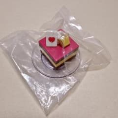 ディズニー ヴィランズ ハートの女王 ケーキ Yummy! スイーツマスコットのサムネイル