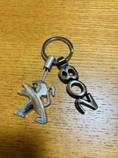 プジョー 208 キーホルダーのサムネイル