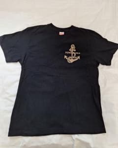 YOKOSUKA JAPAN 　プリント Tシャツ ブラック　美品のサムネイル
