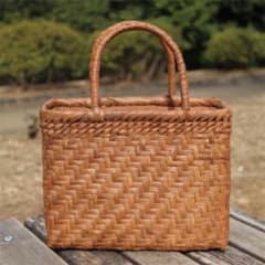 国産☆山葡萄☆カゴバッグ☆トートバッグ☆編み込み☆ 山葡萄☆国産☆トートバッグ☆編み込み☆カゴバッグ☆