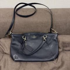 COACH ネイビー レザー ショルダーバッグのサムネイル