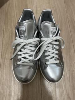 adidas Stan Smith メタリックシルバー スニーカーのサムネイル