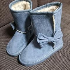 【新品】15㌢　リボン　ムートンブーツのサムネイル