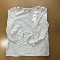 タグ付き　Te chuhiグレー ブラウス Mのサムネイル