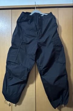 GU カーゴパンツ　ブラックのサムネイル