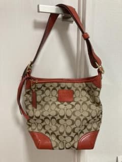 【値下げ】COACH コーチ ショルダーバッグのサムネイル
