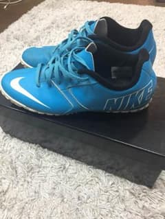 NIKE  スニーカーのサムネイル