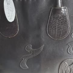 イビザの革の黒バックです。のサムネイル