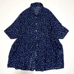 極美品】群言堂 登美 グンゲンドウ 藍染 オーバーサイズシャツ 花柄 貝