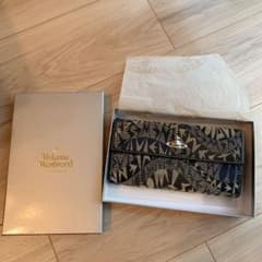 VivienneWestwood 長財布　美品のサムネイル