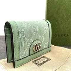 送料込み！ 未使用品 GUCCI コンパクトウォレット 箱付き 497 - メルカリ