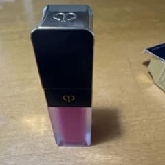 clé de peau Rouge Crème Mat 119 Vriesiaのサムネイル
