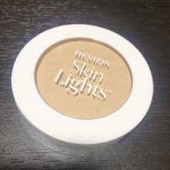 レブロン スキンライト プレスト パウダー  10gLightbeigeのサムネイル