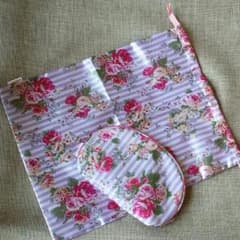[Nagisa様専用]未使用♡巾着&ポーチ♡L′EST ROSE♡花柄のサムネイル