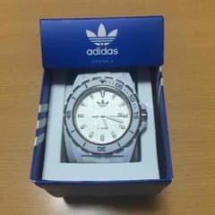 アディダス adidas ホワイト 白 時計のサムネイル