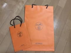 HERMES オレンジ紙袋 中型のサムネイル