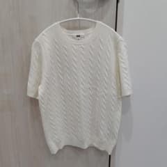 UNIQLO✱ケーブルクルーネックセーターのサムネイル
