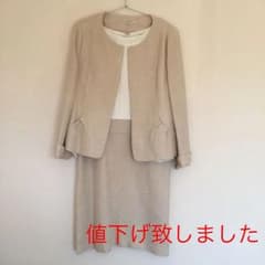 ワンピース スーツのサムネイル