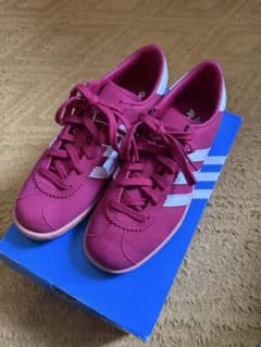 adidasスニーカー　サンバ　ガゼルのサムネイル
