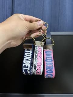 バンド ラババン キーホルダー バンドグッズ ラババン ラバーバンド キーホルダーの通販 by