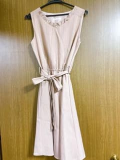 BE RADIANCE　ワンピース　くすみカラーのサムネイル