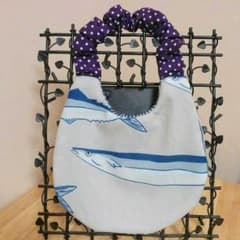 ハンドメイド　リバーシブル　スタイ　さんま/ストライプのサムネイル