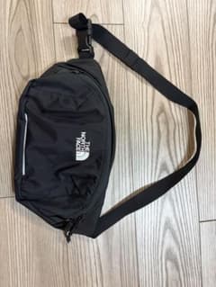 THE NORTH FACE ボディバッグ ブラックのサムネイル