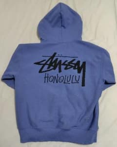 ハワイ限定　Stussy ライトブルー パーカー Mサイズ ハワイ限定 Stussy ライトブルー パーカー Mサイズ - メルカリ