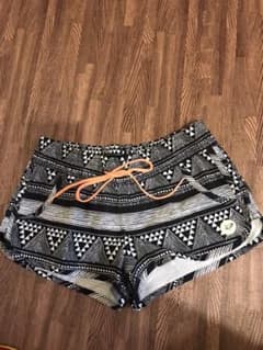 ロキシー水着ショートパンツ，のサムネイル