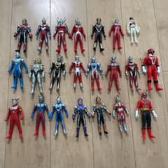 ウルトラマン 仮面ライダー ソフビ フィギュアのサムネイル