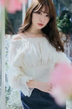Herlipto Fairytale Airy Blouseのサムネイル