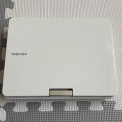 東芝 REGZA ポータブルDVDプレーヤー SD-P910S 2022年製 - メルカリ