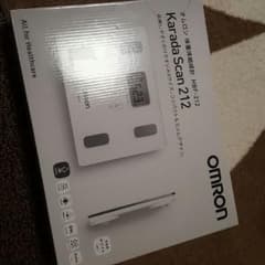 OMRON　体重計のサムネイル