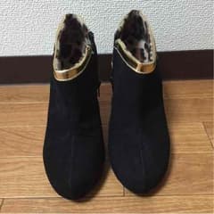 ブーティ 黒のサムネイル