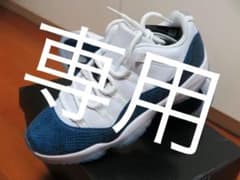（カ）様専用　jordan11 low snake skin 27.5㎝のサムネイル