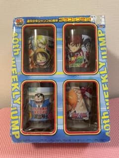 週刊少年ジャンプ 40周年 プラコップセット ワンピース BLEACH こち亀のサムネイル