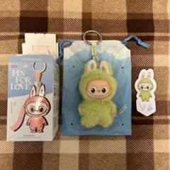 PIN FOR LOVE ぬいぐるみ マスコット V イニシャルラブブのサムネイル