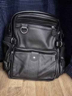 【新品】本革 レザーリュック 多収納 バッグのサムネイル