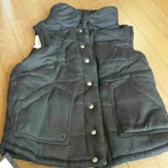 こうたんママ様 新品 リバーシブル 中綿ベストのサムネイル