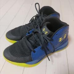 アンダーアーマー　バッシュのサムネイル
