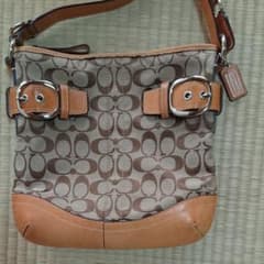 COACH コーチ ショルダーバッグのサムネイル