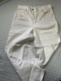 GU ホワイトデニムパンツ Sサイズのサムネイル