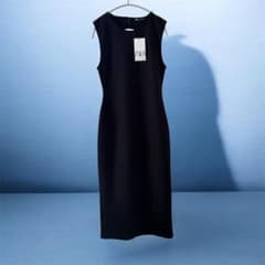 【新品タグ付】ZARA ザラ　フィットオープンバックワンピース　ブラック　M