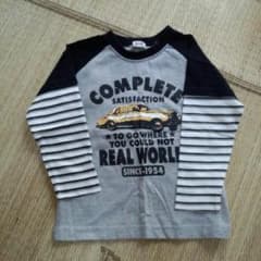 長袖Tシャツのサムネイル