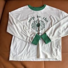しまむら　キッズTシャツ　140韓国風のサムネイル