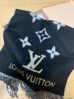 ❤️LOUIS  VUITTON  ❤️  マフラー　極上品のサムネイル